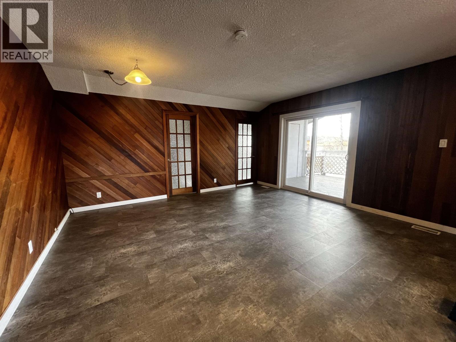 414 Endako Place, Fraser Lake, British Columbia  V0J 1S0 - Photo 12 - R3113155