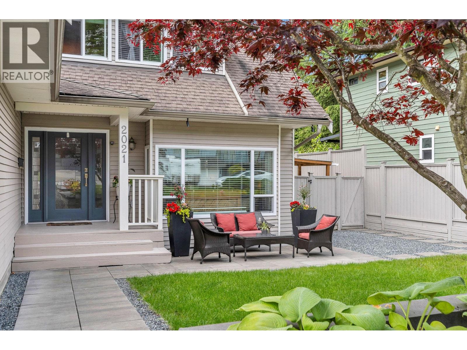 2021 Rufus Drive, North Vancouver, British Columbia  V7J 2N2 - Photo 3 - R3113484