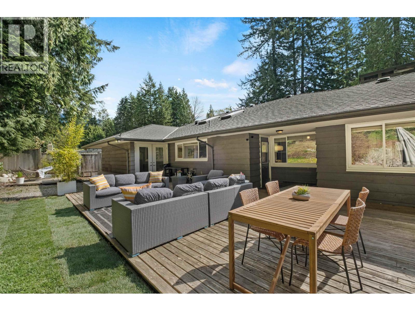 355 Rabbit Lane, West Vancouver, British Columbia  V7S 1J1 - Photo 29 - R3113487