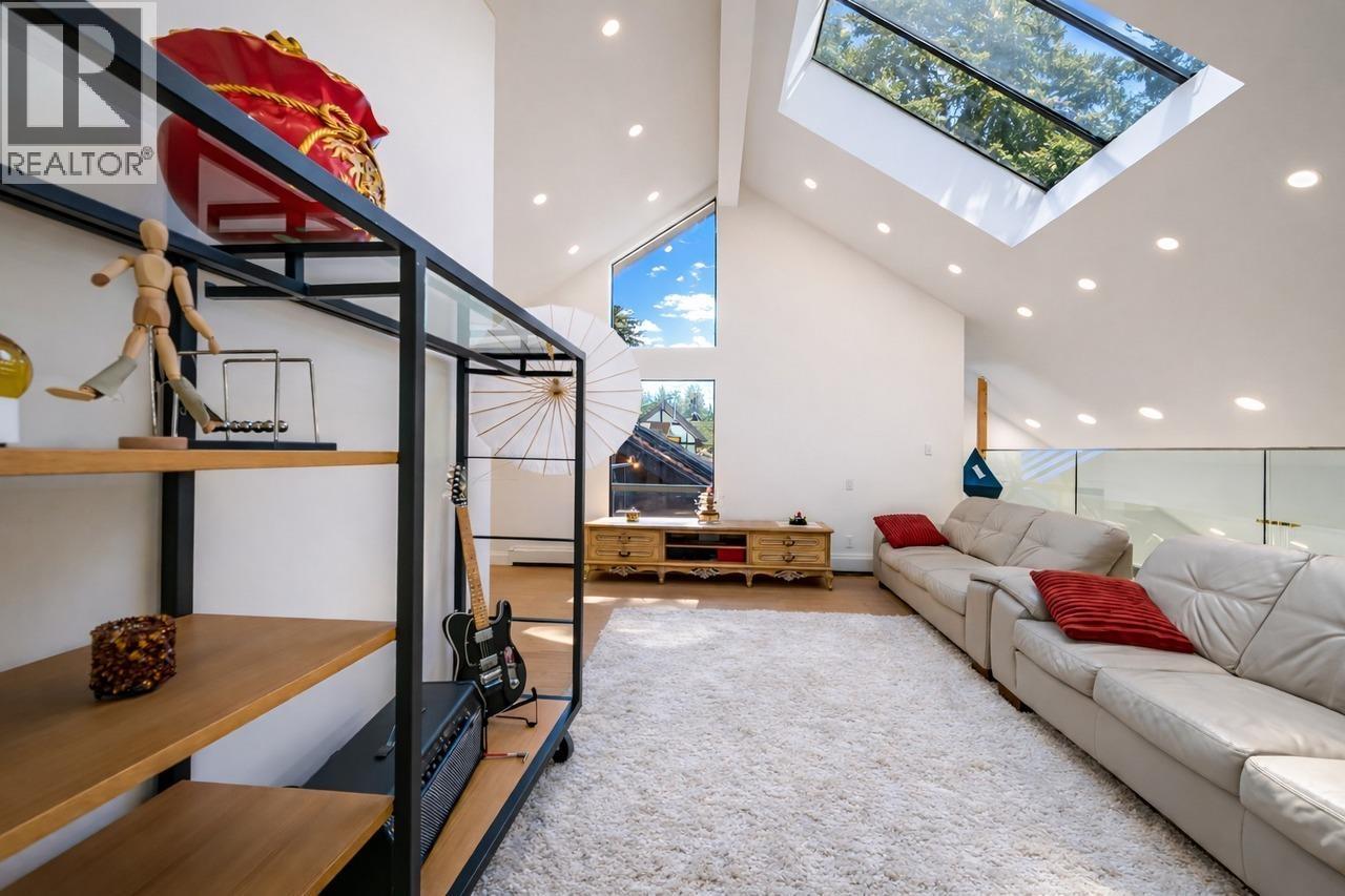 5260 Kew Road, West Vancouver, British Columbia  V7W 2W2 - Photo 10 - R3113511