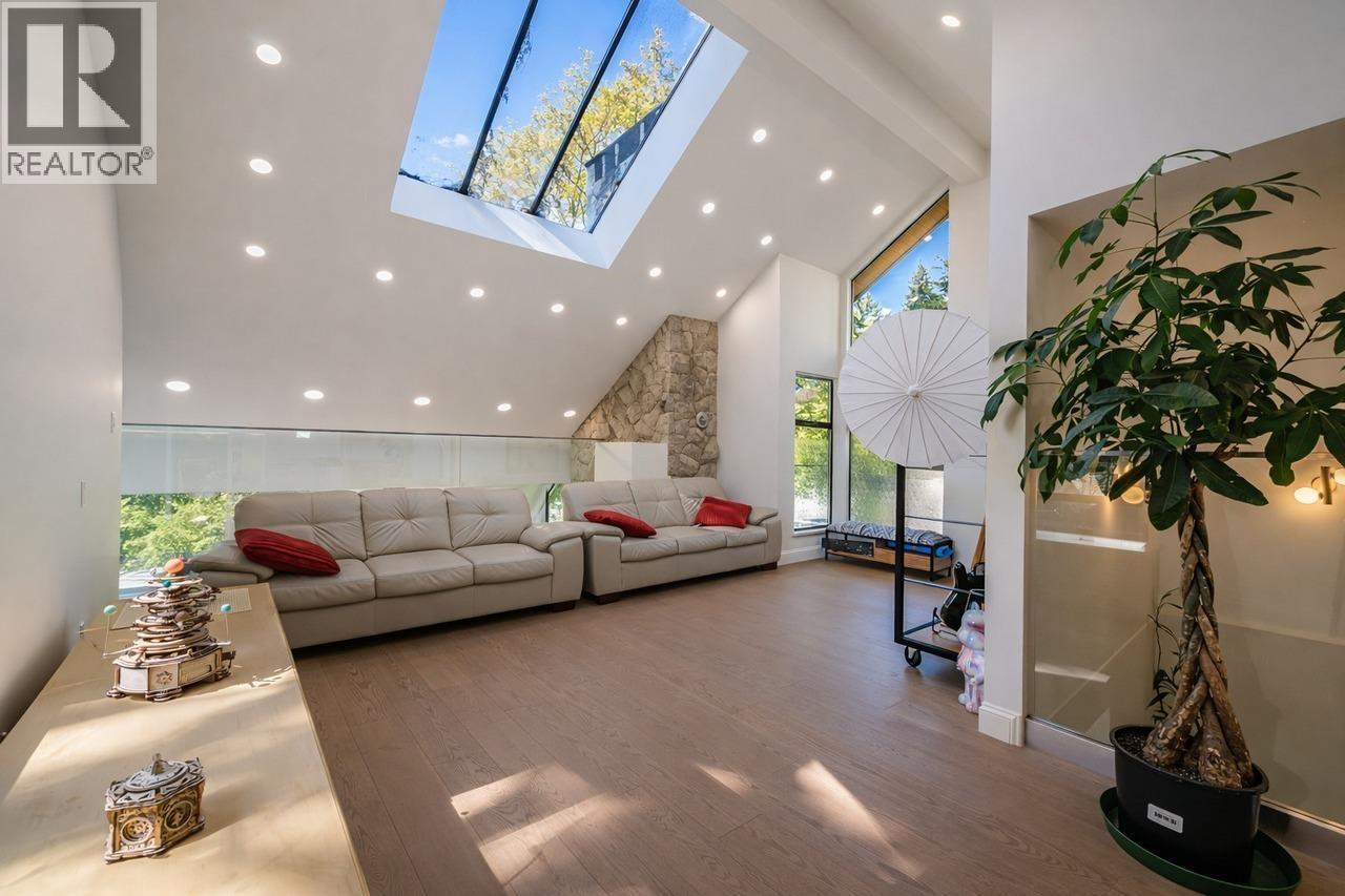 5260 Kew Road, West Vancouver, British Columbia  V7W 2W2 - Photo 11 - R3113511