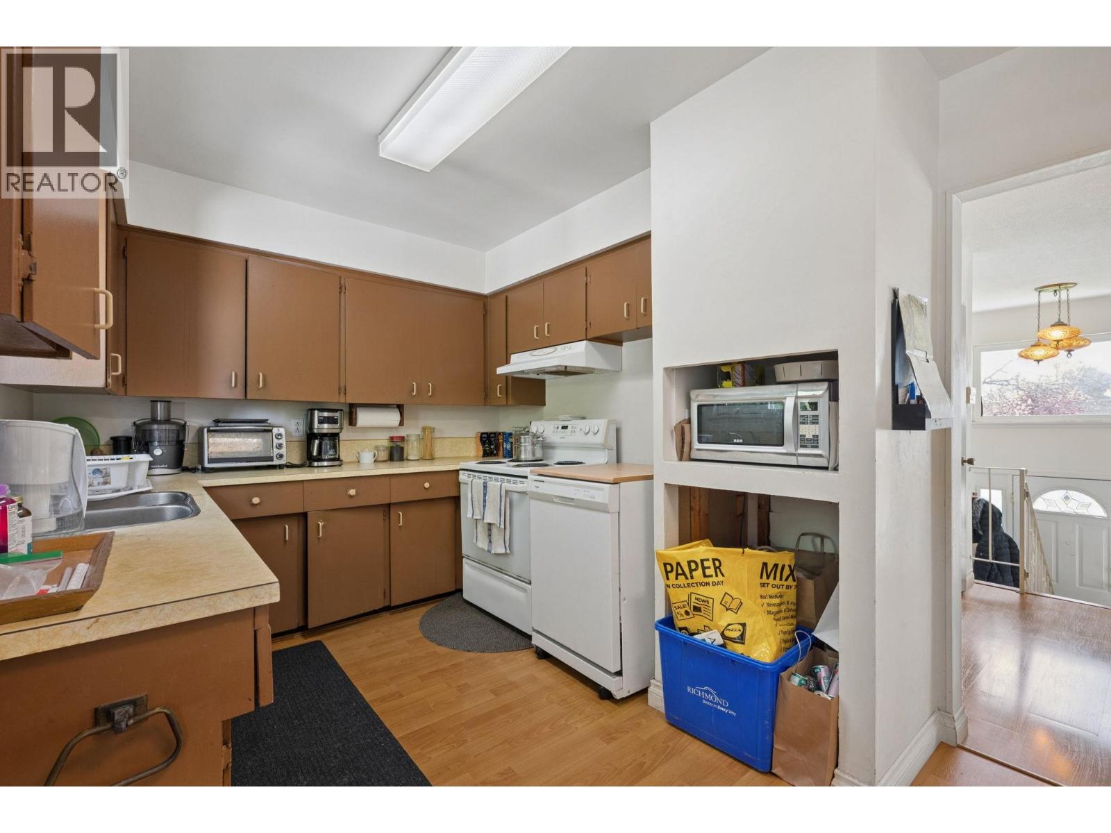 10971 Maddocks Road, Richmond, British Columbia  V7A 3N1 - Photo 14 - R3113515