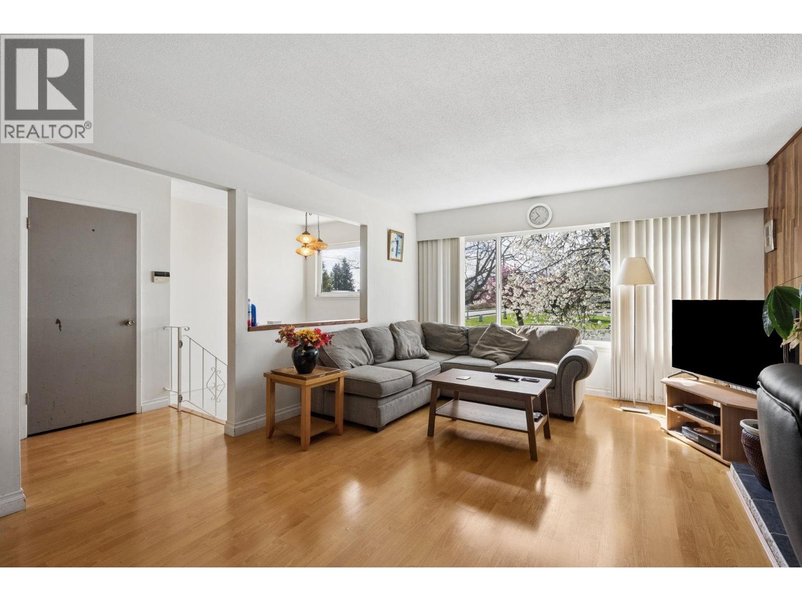 10971 Maddocks Road, Richmond, British Columbia  V7A 3N1 - Photo 4 - R3113515