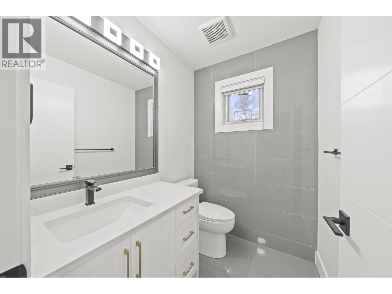 10500 Mcveety Street, Maple Ridge, British Columbia  V2W 0K3 - Photo 23 - R3113529