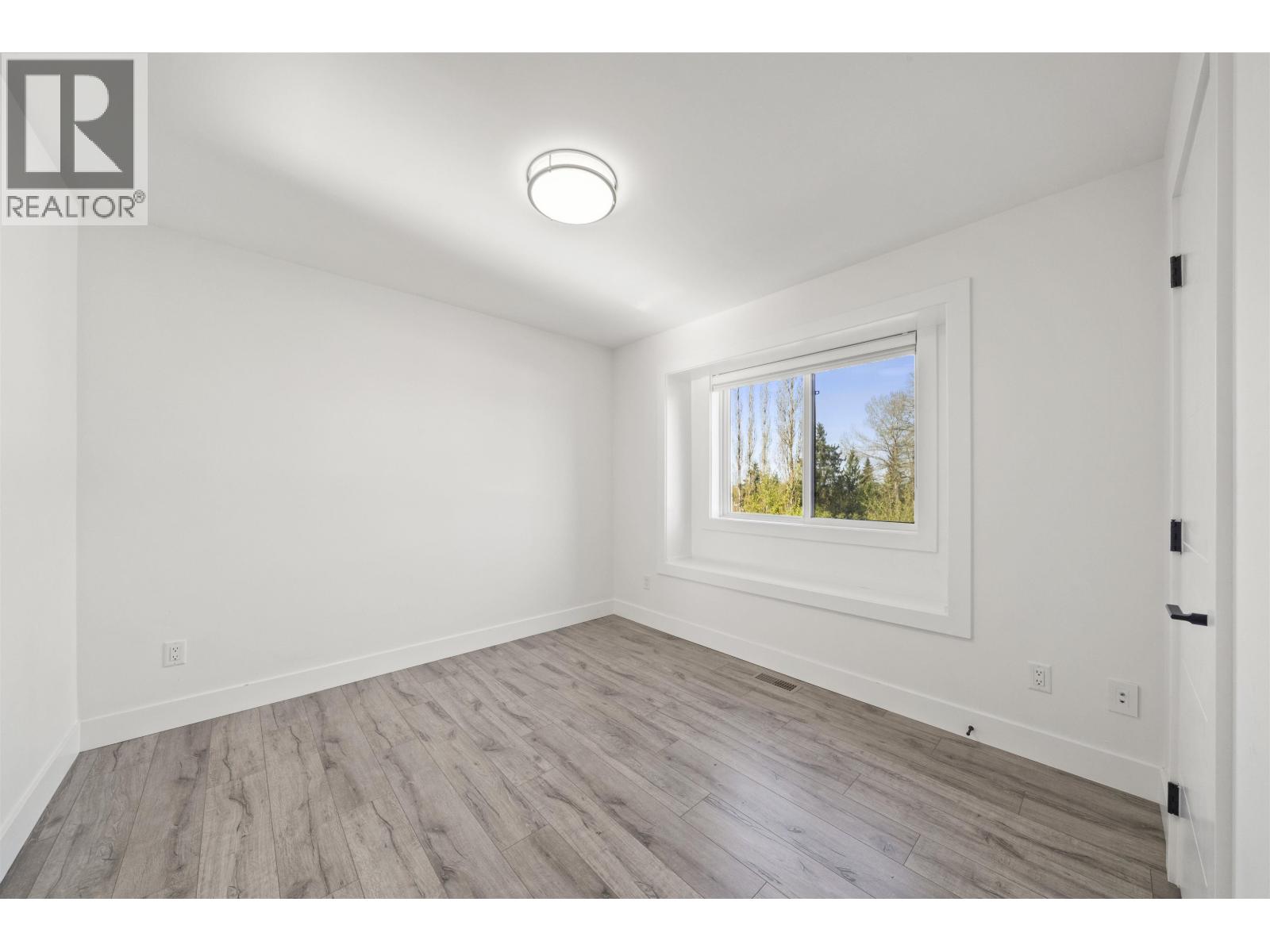 10500 Mcveety Street, Maple Ridge, British Columbia  V2W 0K3 - Photo 30 - R3113529