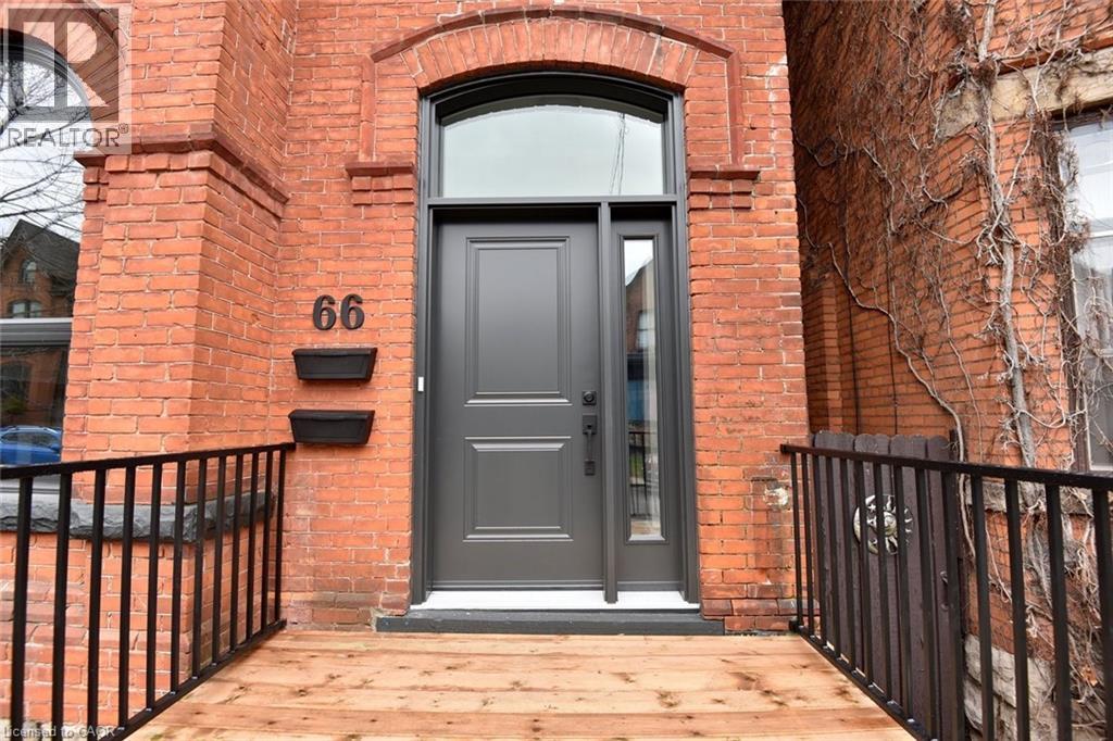 66 Erie Avenue Unit# Upper, Hamilton, Ontario  L8N 2W6 - Photo 2 - 40822542