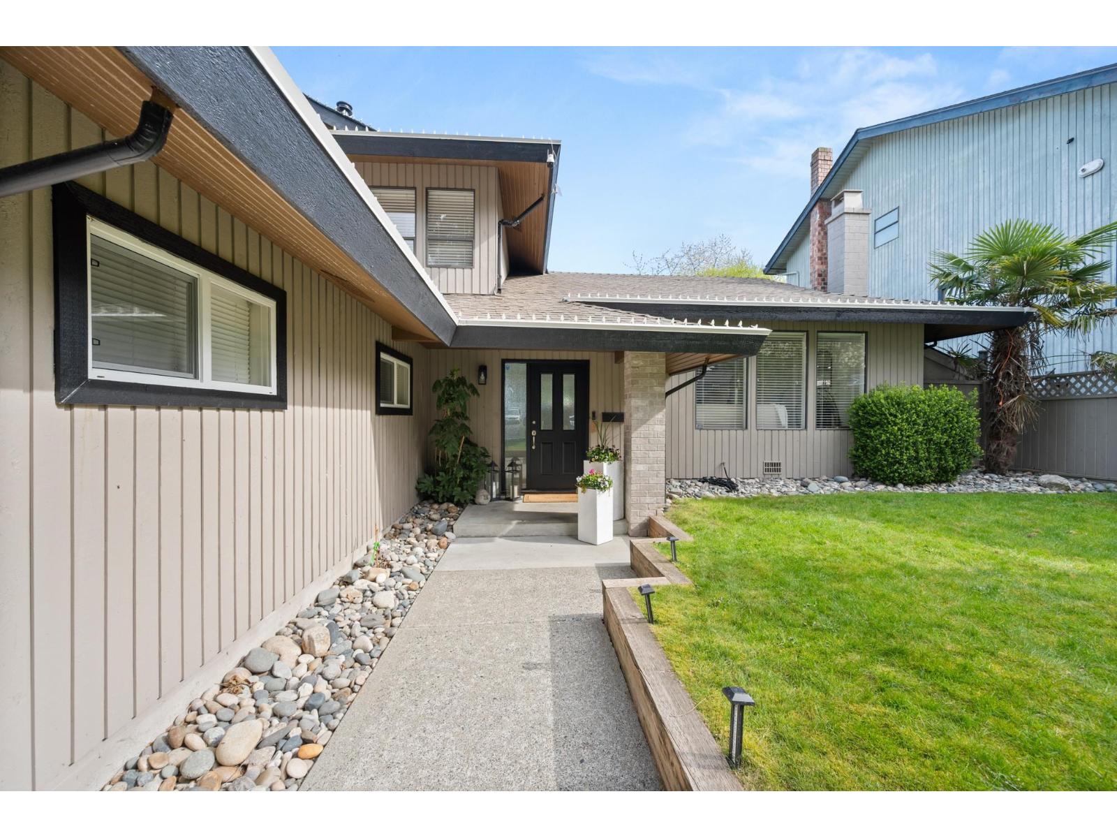 11473 Royal Crescent, Surrey, British Columbia  V3V 6V5 - Photo 35 - R3113490