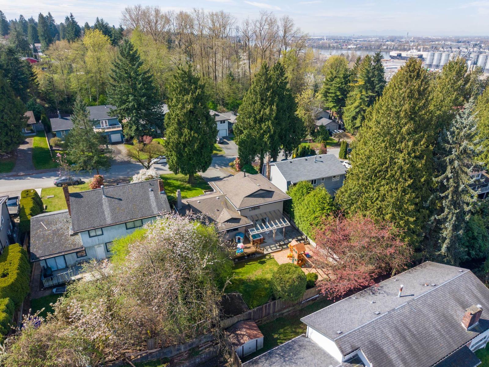 11473 Royal Crescent, Surrey, British Columbia  V3V 6V5 - Photo 38 - R3113490