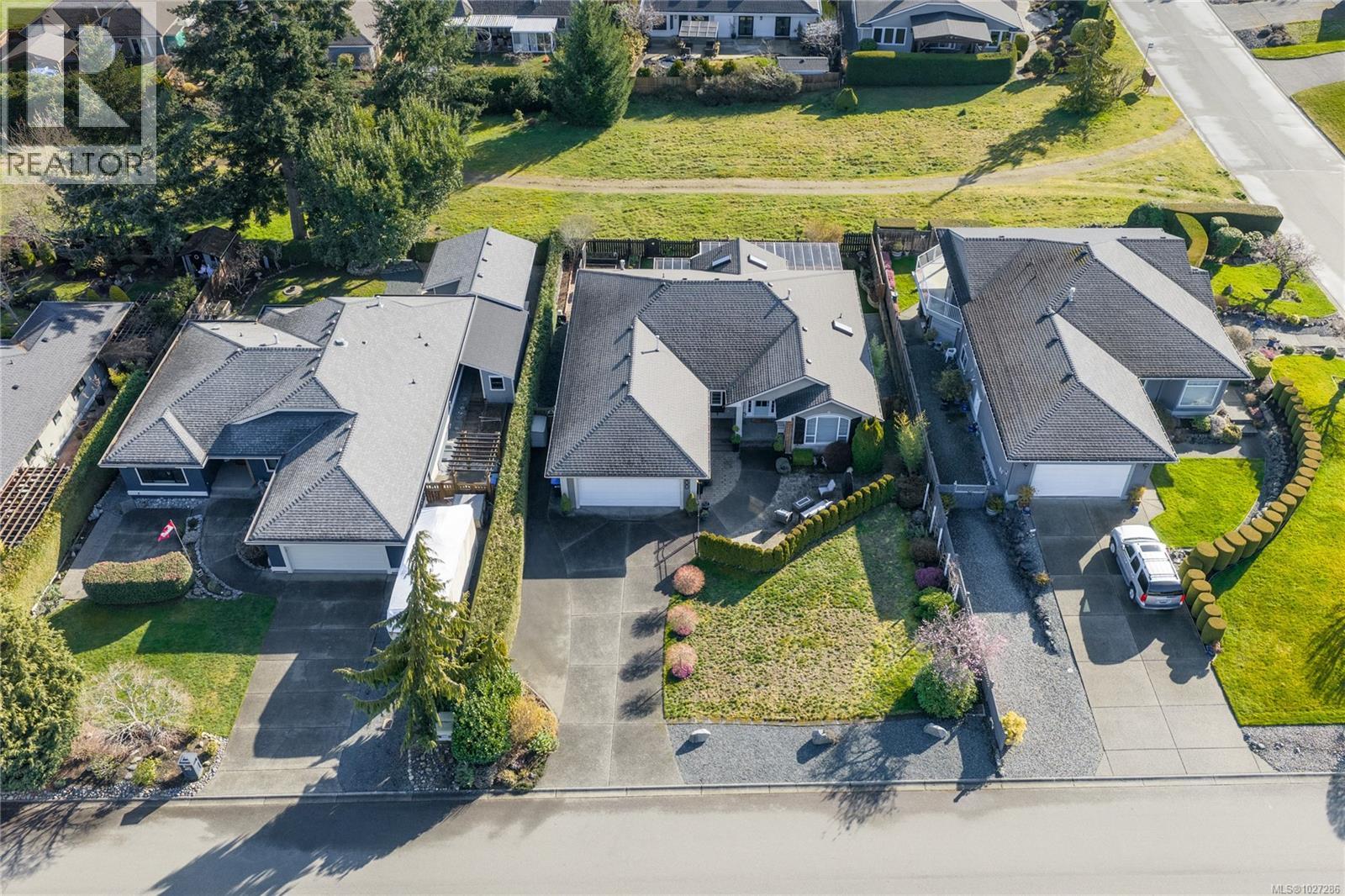 500 Muirfield Close, Qualicum Beach, British Columbia  V9K 2J9 - Photo 59 - 1027286