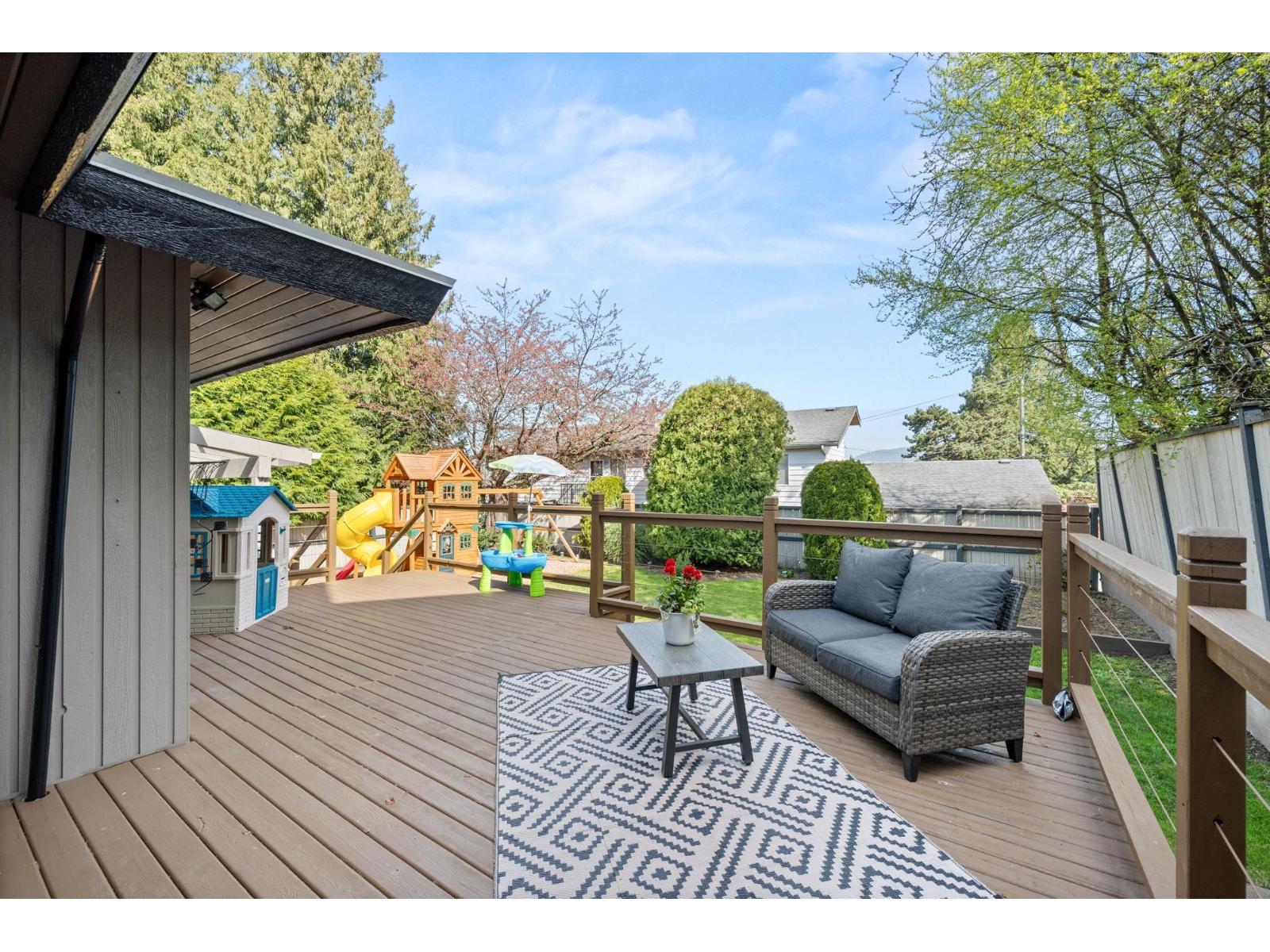 11473 Royal Crescent, Surrey, British Columbia  V3V 6V5 - Photo 33 - R3113490