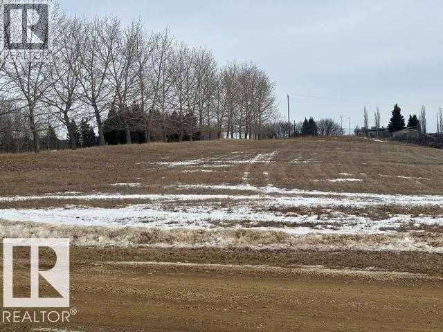 1 Country Club Estates, Rural Wetaskiwin No. 10, Alberta  T9A 2G3 - Photo 2 - A2292714