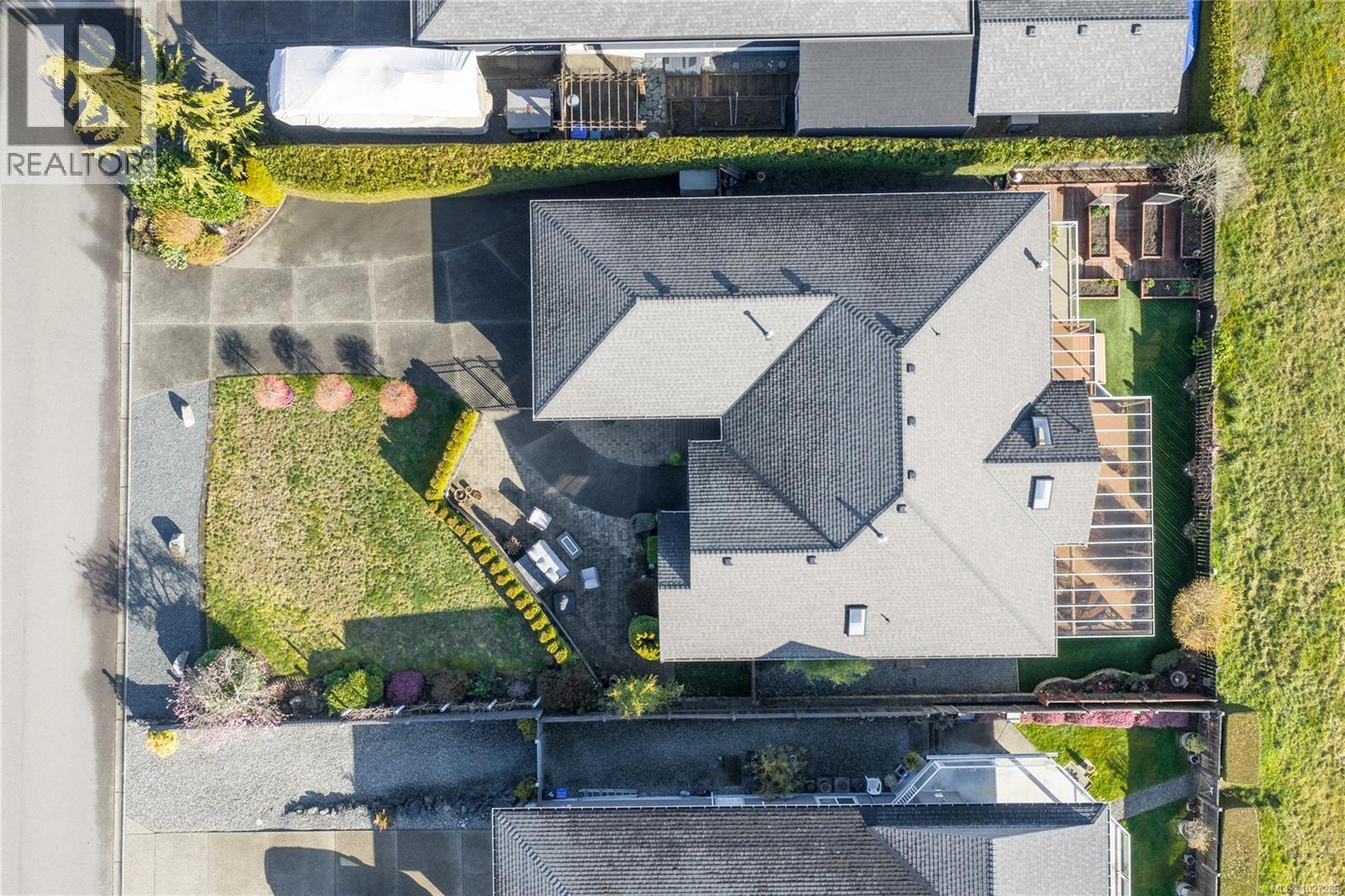 500 Muirfield Close, Qualicum Beach, British Columbia  V9K 2J9 - Photo 60 - 1027286