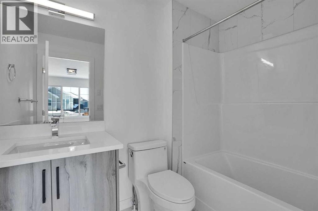 230 Kinniburgh Loop, Chestermere, Alberta  T1X 2S7 - Photo 41 - A2297172