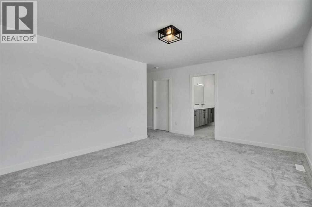 230 Kinniburgh Loop, Chestermere, Alberta  T1X 2S7 - Photo 45 - A2297172