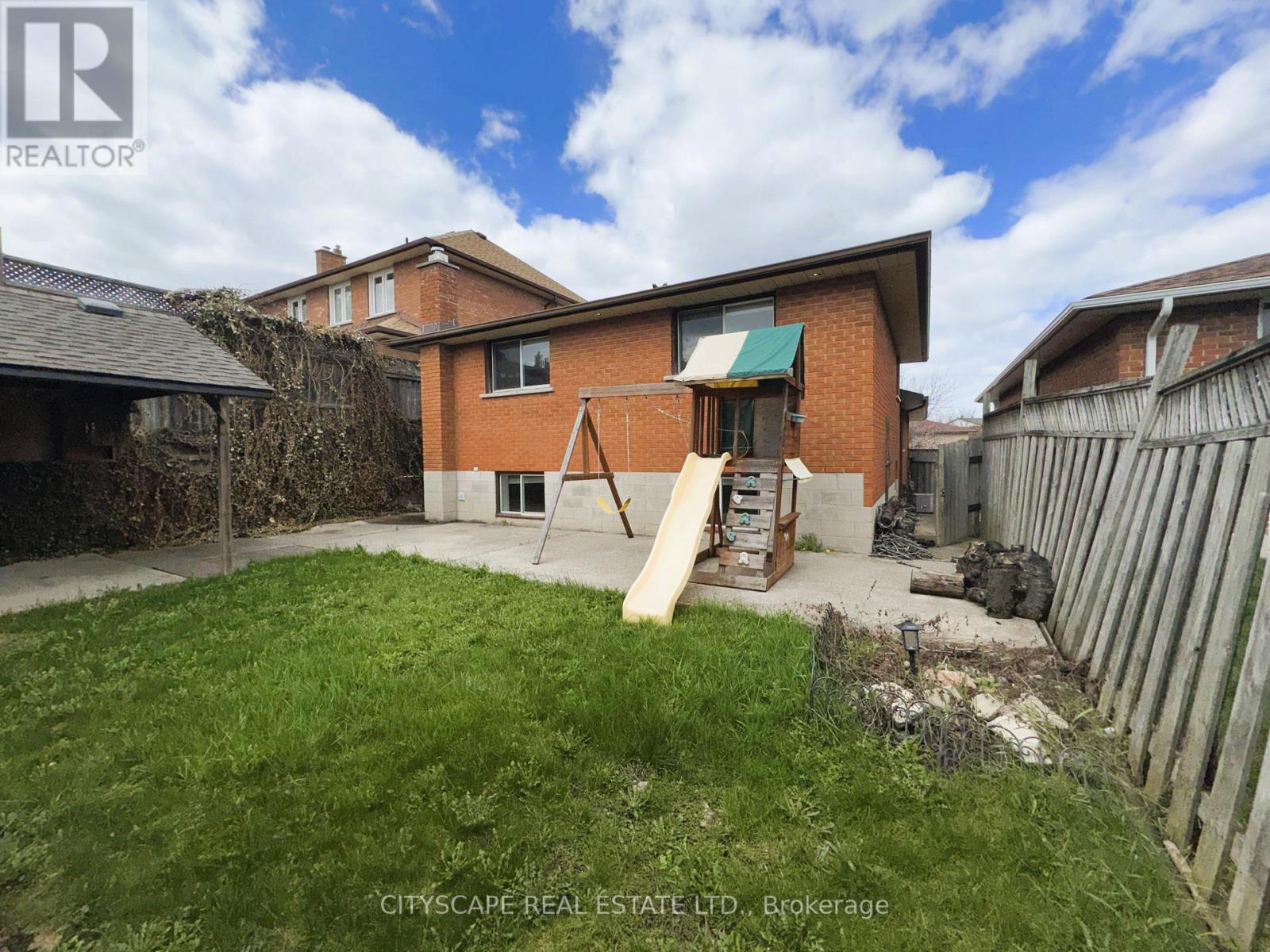 7 Quincy Court, Hamilton, Ontario  L8W 2T4 - Photo 42 - X13015522