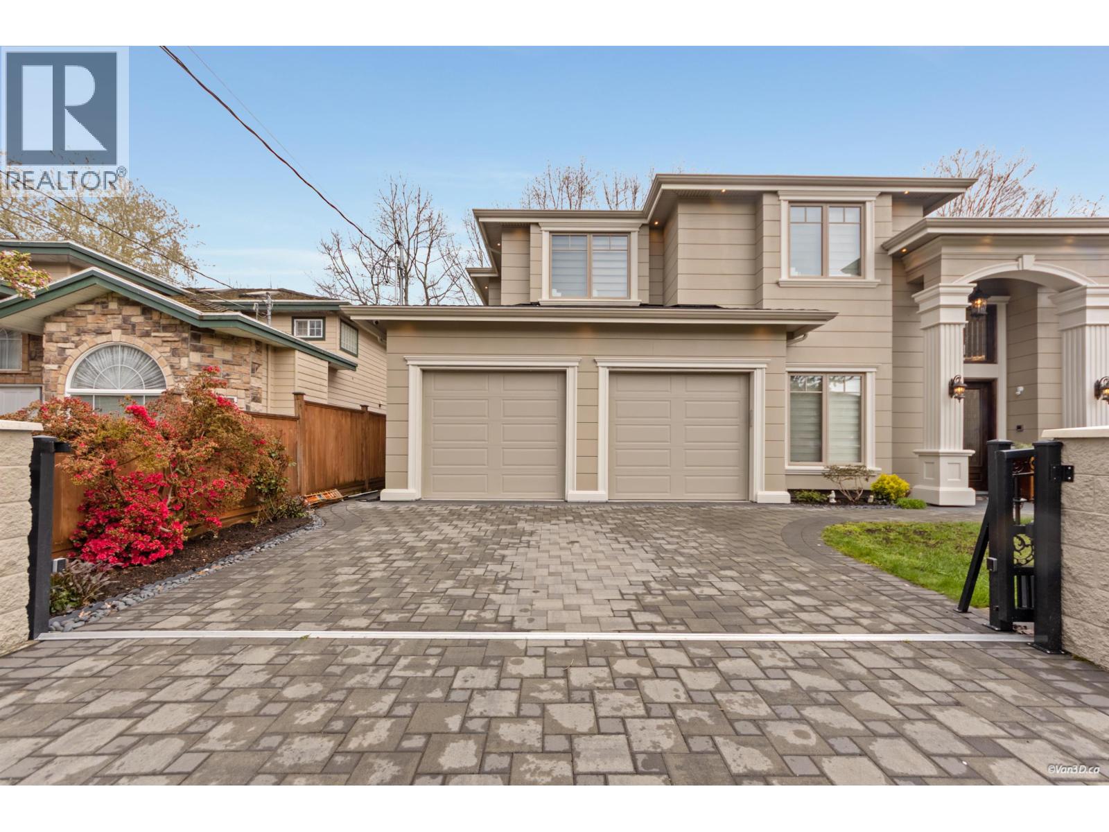 8520 Elsmore Road, Richmond, British Columbia  V7C 2A1 - Photo 2 - R3111241