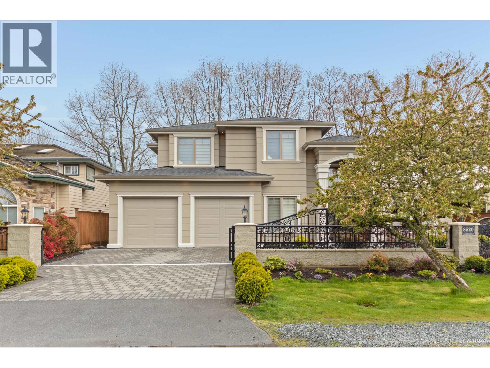 8520 ELSMORE ROAD, Richmond, British Columbia