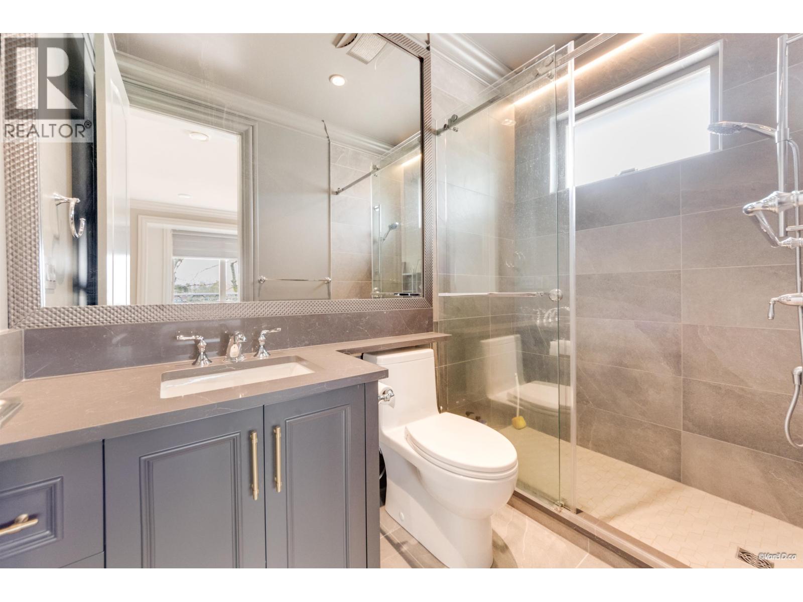 8520 Elsmore Road, Richmond, British Columbia  V7C 2A1 - Photo 31 - R3111241