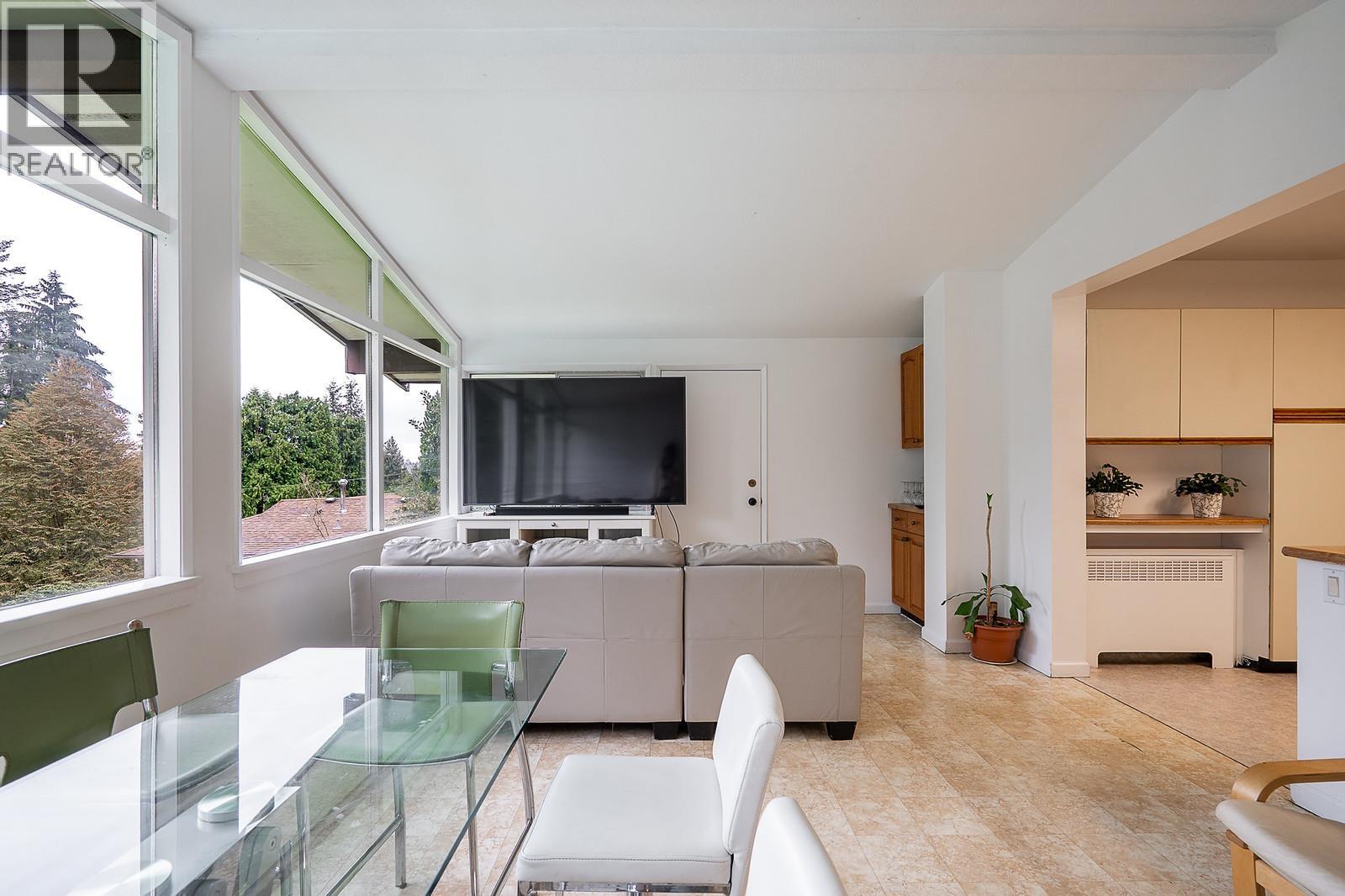 1440 Mountain Highway, North Vancouver, British Columbia  V7J 2M3 - Photo 16 - R3113463