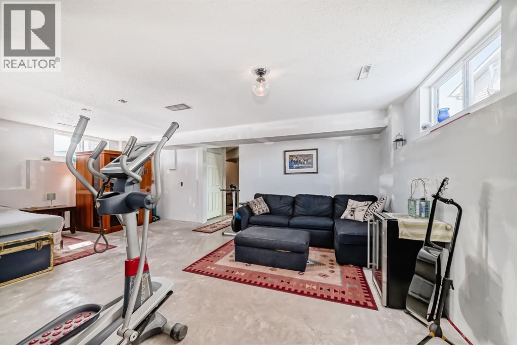 220 Hillcrest Court, Strathmore, Alberta  T1P 0A4 - Photo 45 - A2303094