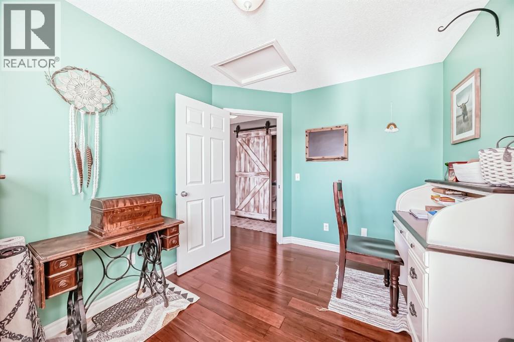 220 Hillcrest Court, Strathmore, Alberta  T1P 0A4 - Photo 34 - A2303094