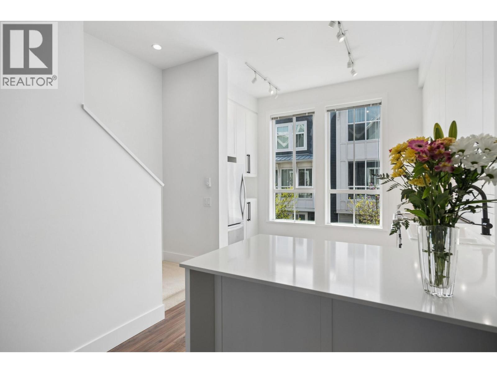 11 4716 Orca Way, Tsawwassen, British Columbia  V4M 4G4 - Photo 3 - R3113238