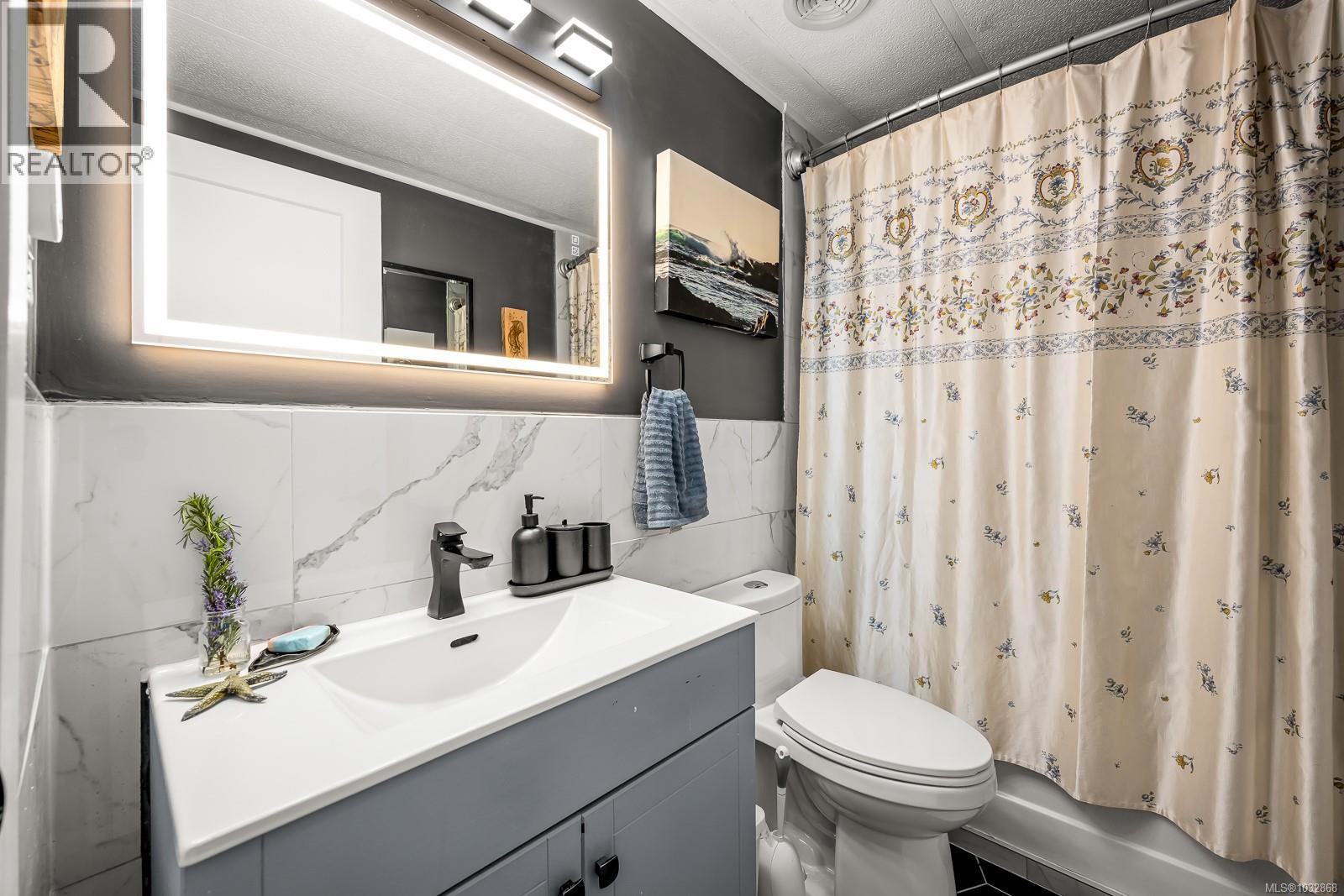 500 Nechako Ave, Courtenay, British Columbia  V9N 7R3 - Photo 19 - 1032868