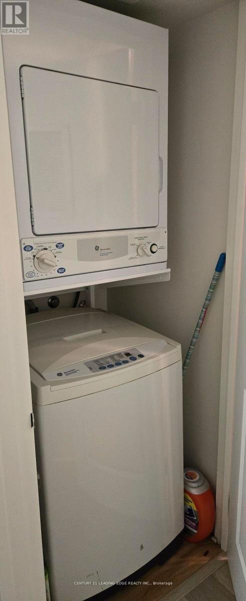 210 - 11 St. Joseph Street, Toronto, Ontario  M4Y 3G4 - Photo 9 - C13021904