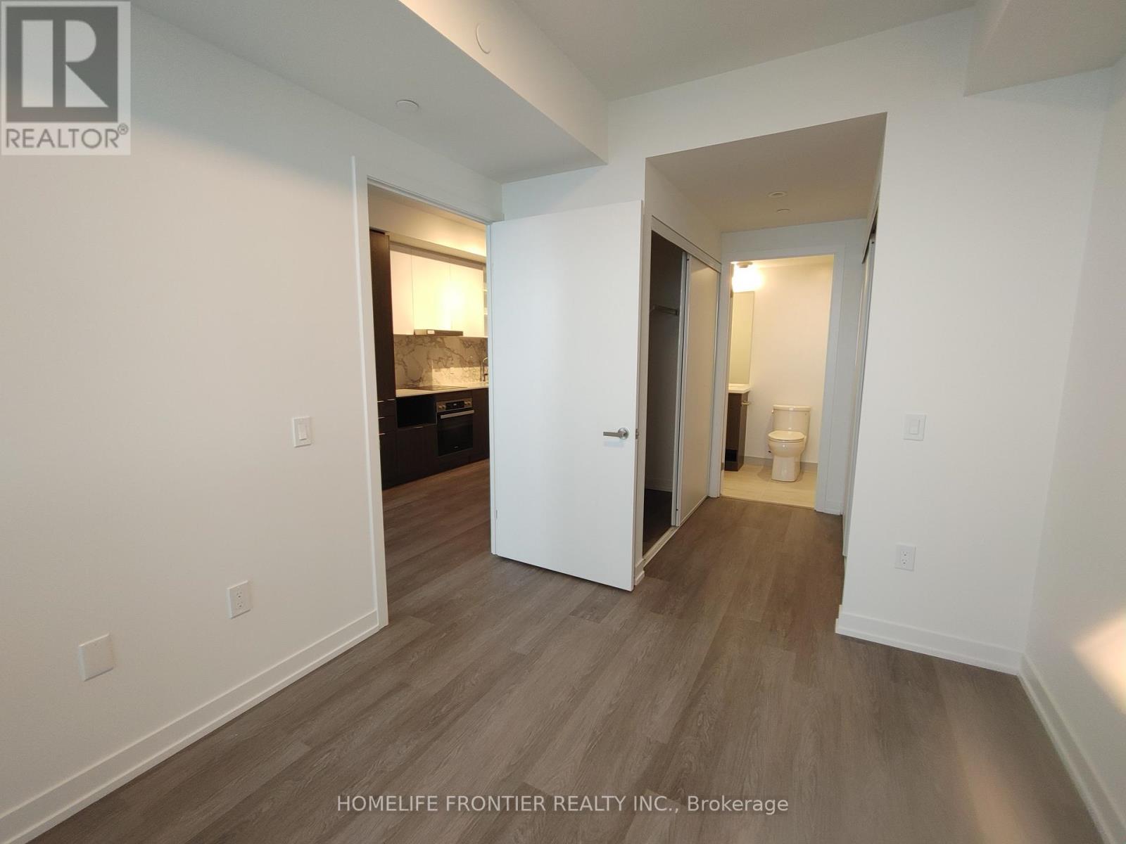 6810 - 55 Cooper Street S, Toronto, Ontario  M5E 0G1 - Photo 12 - C13021930