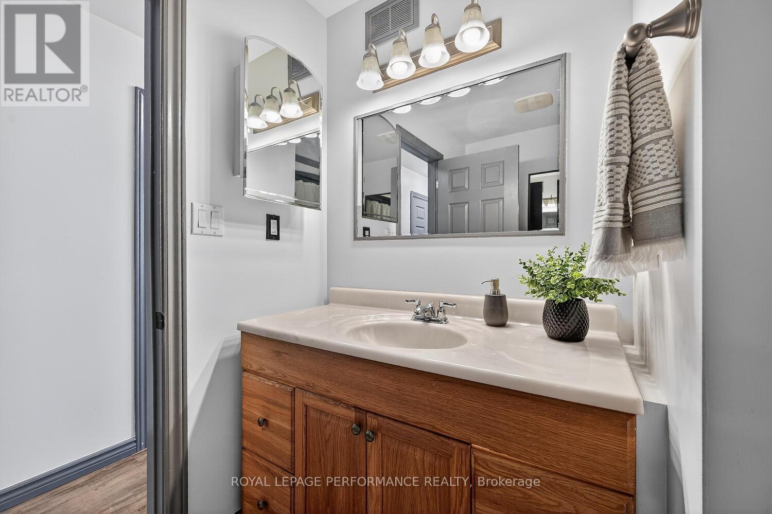 107 Lorne Street, Smiths Falls, Ontario  K7A 3L1 - Photo 16 - X13021856