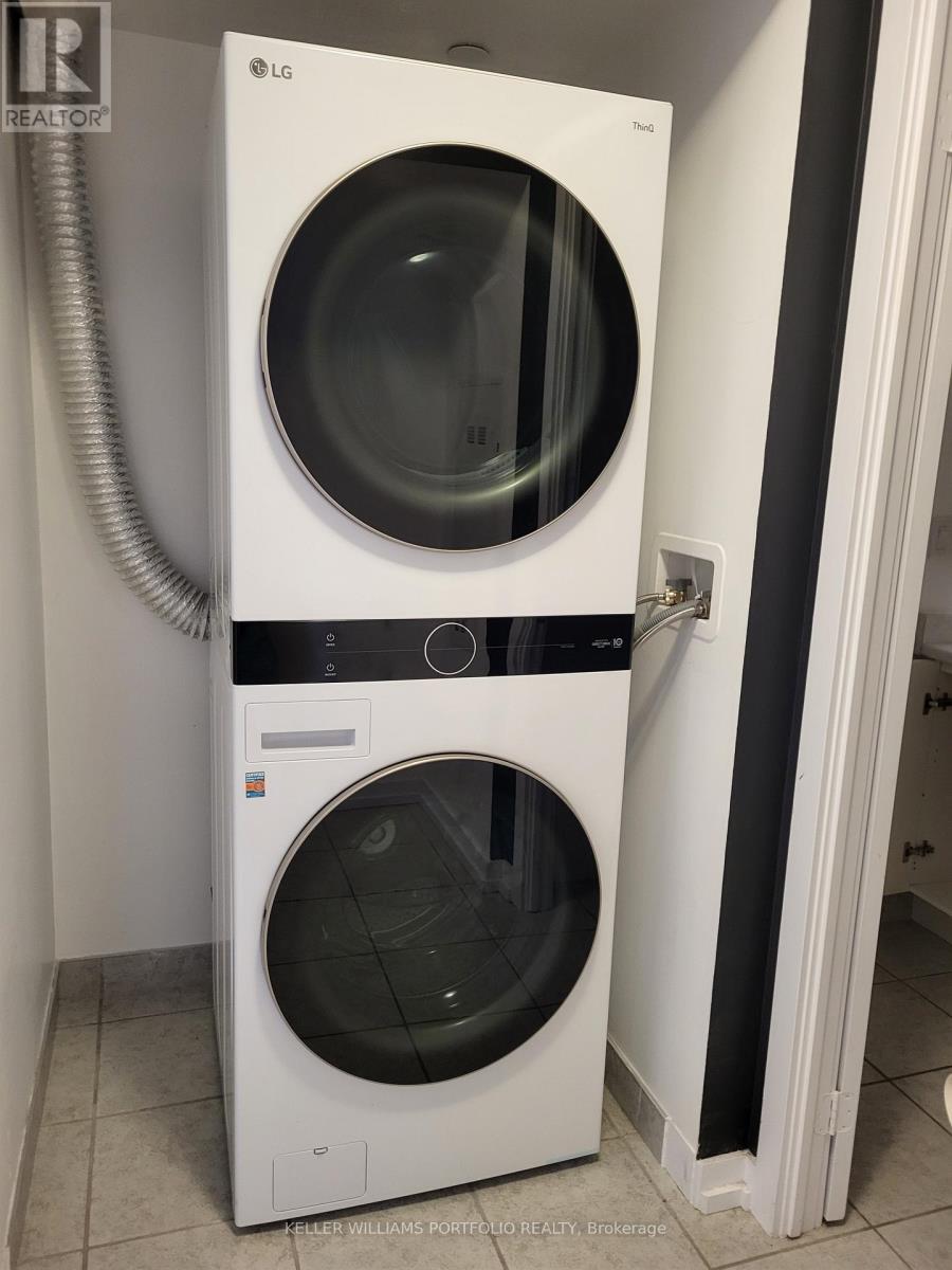 1013 - 8 Trent Avenue, Toronto, Ontario  M4C 0A6 - Photo 6 - E13021942