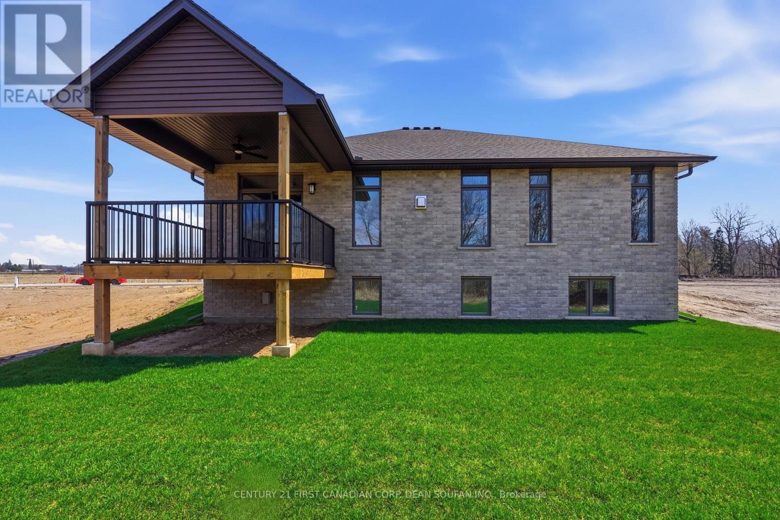 44 Muirfield Drive, St. Thomas, Ontario  N5R 0R9 - Photo 38 - X12798492