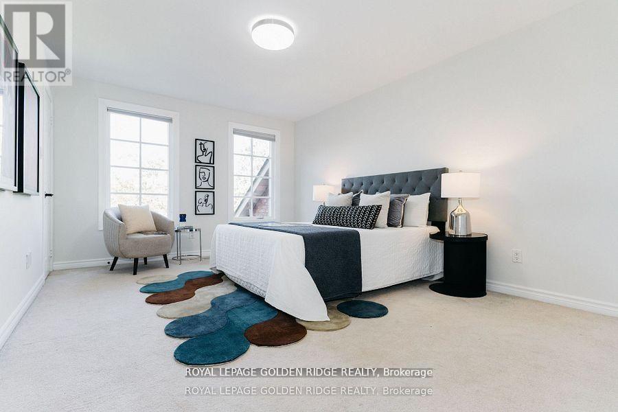 8 Greenvalley Circle, Whitchurch-Stouffville, Ontario  L4A 2L4 - Photo 16 - N13021860