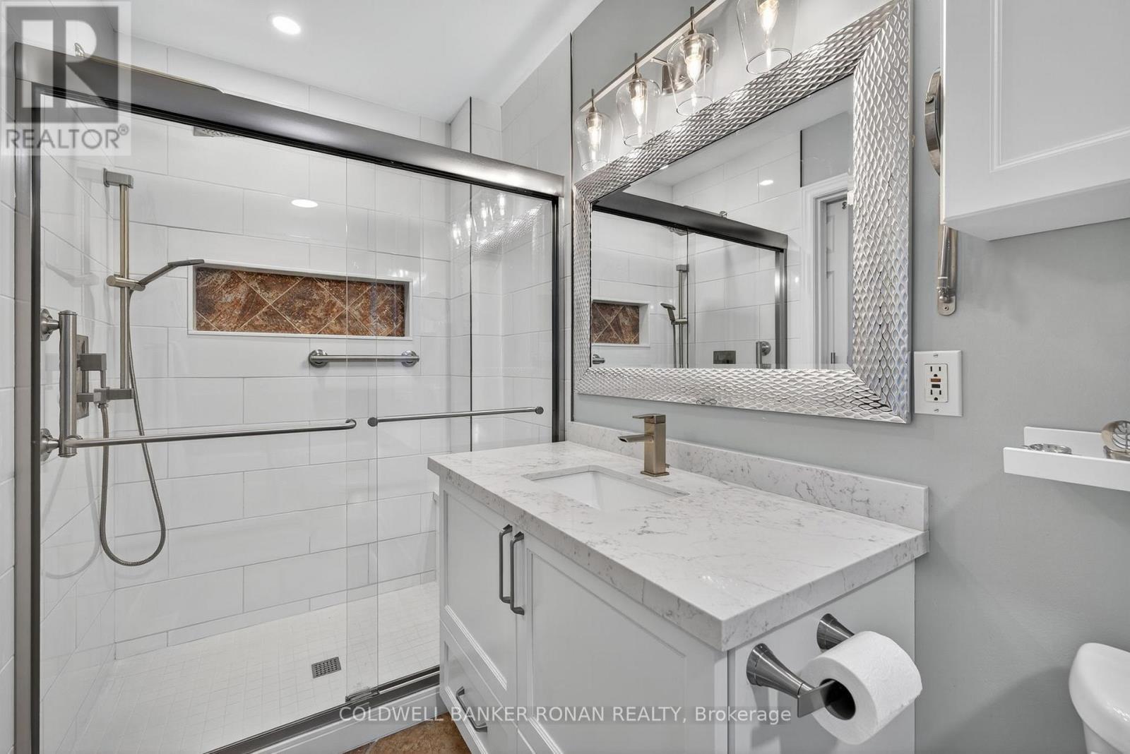 9 - 142 Bella Vista Trail, New Tecumseth, Ontario  L9R 2G8 - Photo 26 - N13021894