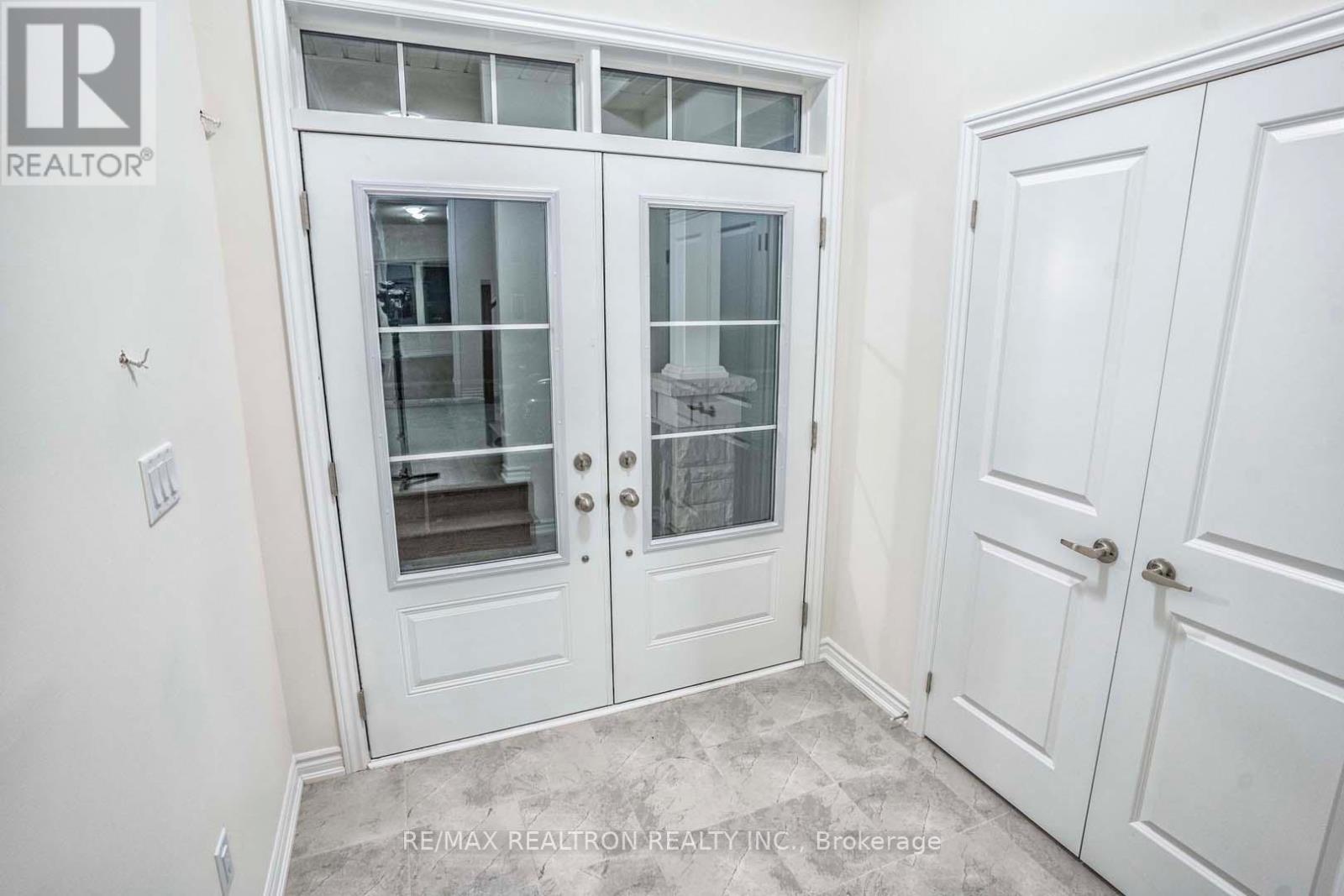 1502 Harker Street, Innisfil, Ontario  L9S 0R4 - Photo 2 - N13021896