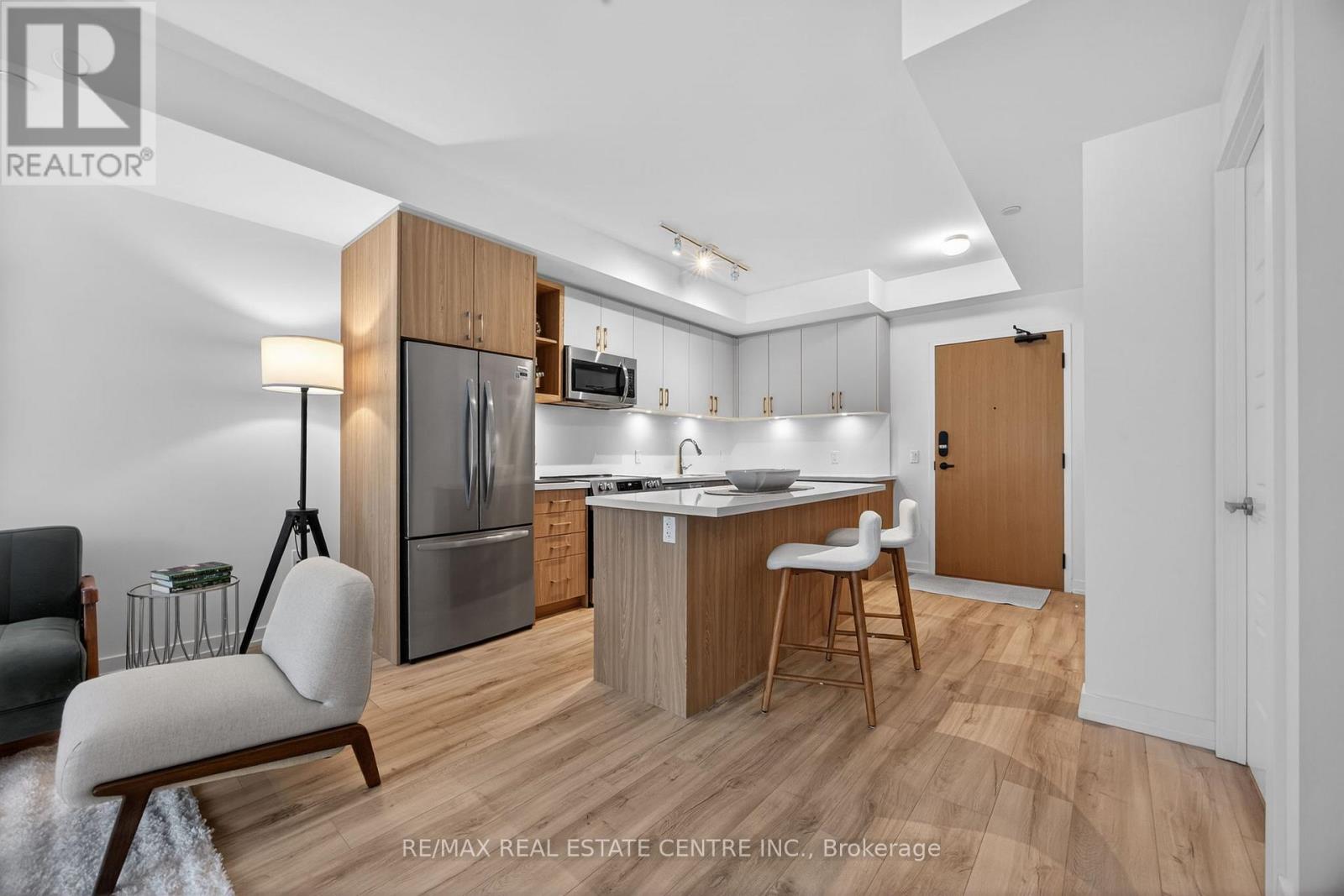 262 - 333 Sunseeker Avenue, Innisfil, Ontario  L9S 0R6 - Photo 2 - N13021944