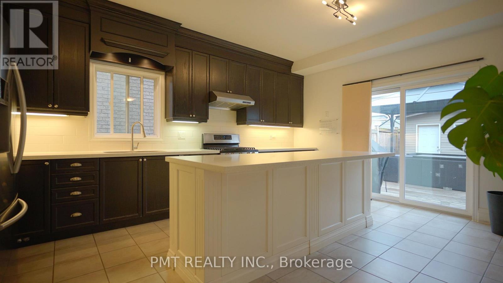 2068 Gibson Street, Innisfil, Ontario  L9S 0H2 - Photo 11 - N13021974