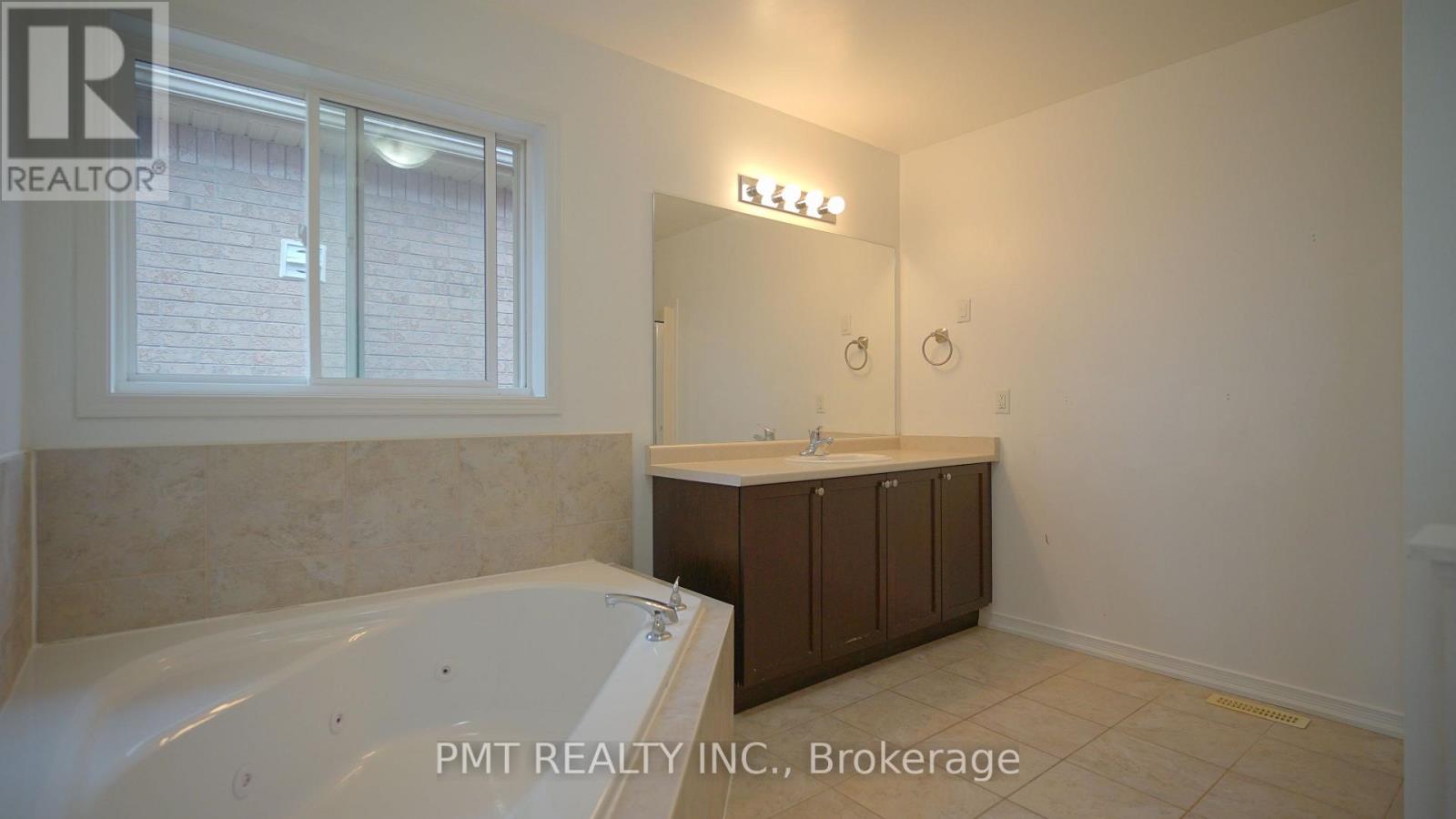 2068 Gibson Street, Innisfil, Ontario  L9S 0H2 - Photo 24 - N13021974