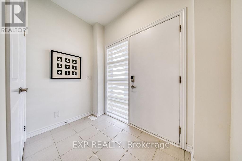 69 Freeman Williams Street, Markham, Ontario  L6C 3K4 - Photo 3 - N13021992