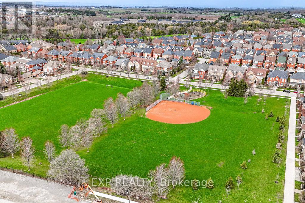 69 Freeman Williams Street, Markham, Ontario  L6C 3K4 - Photo 41 - N13021992