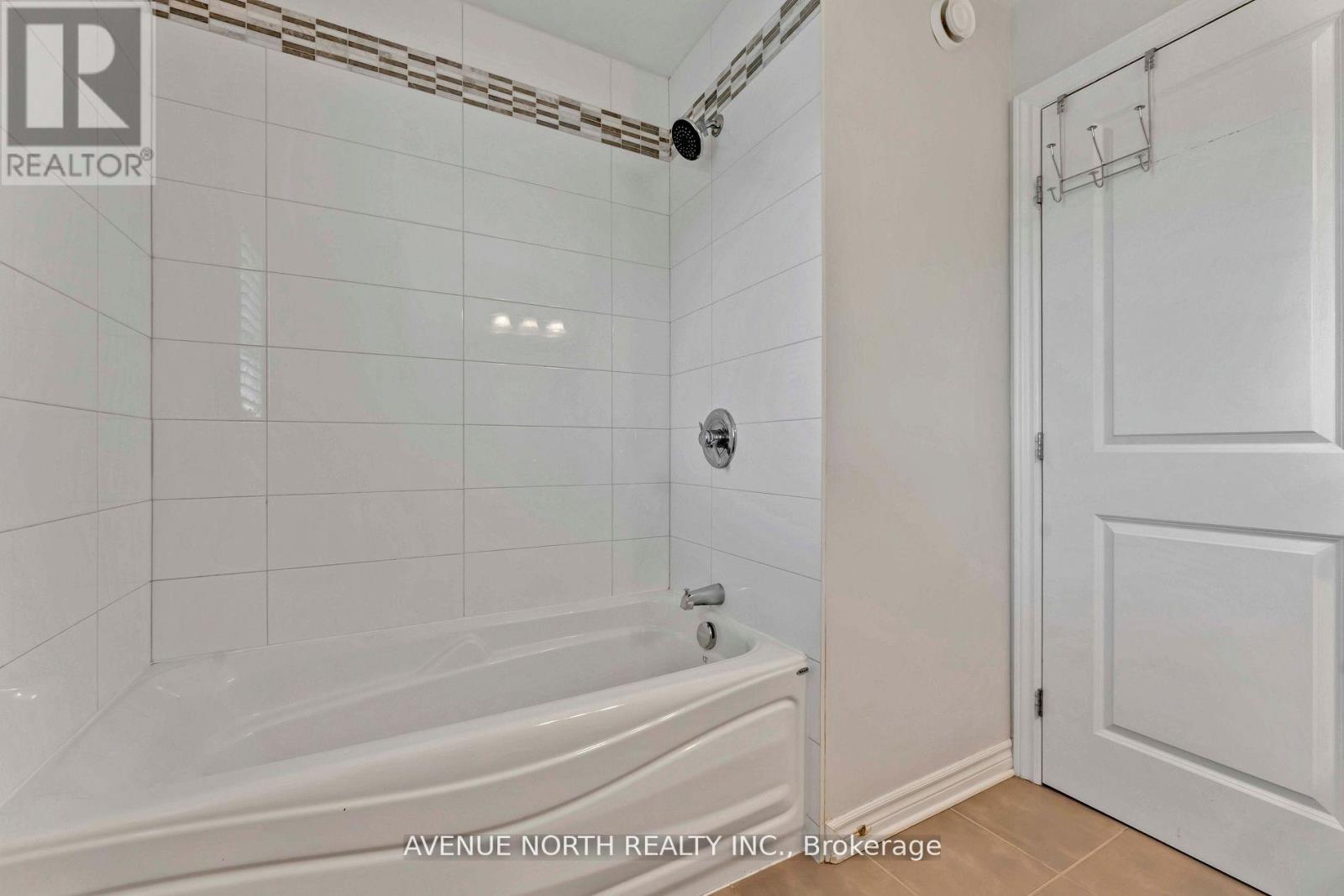 714 Bunchberry Way, Ottawa, Ontario  K1T 0J8 - Photo 19 - X13020786