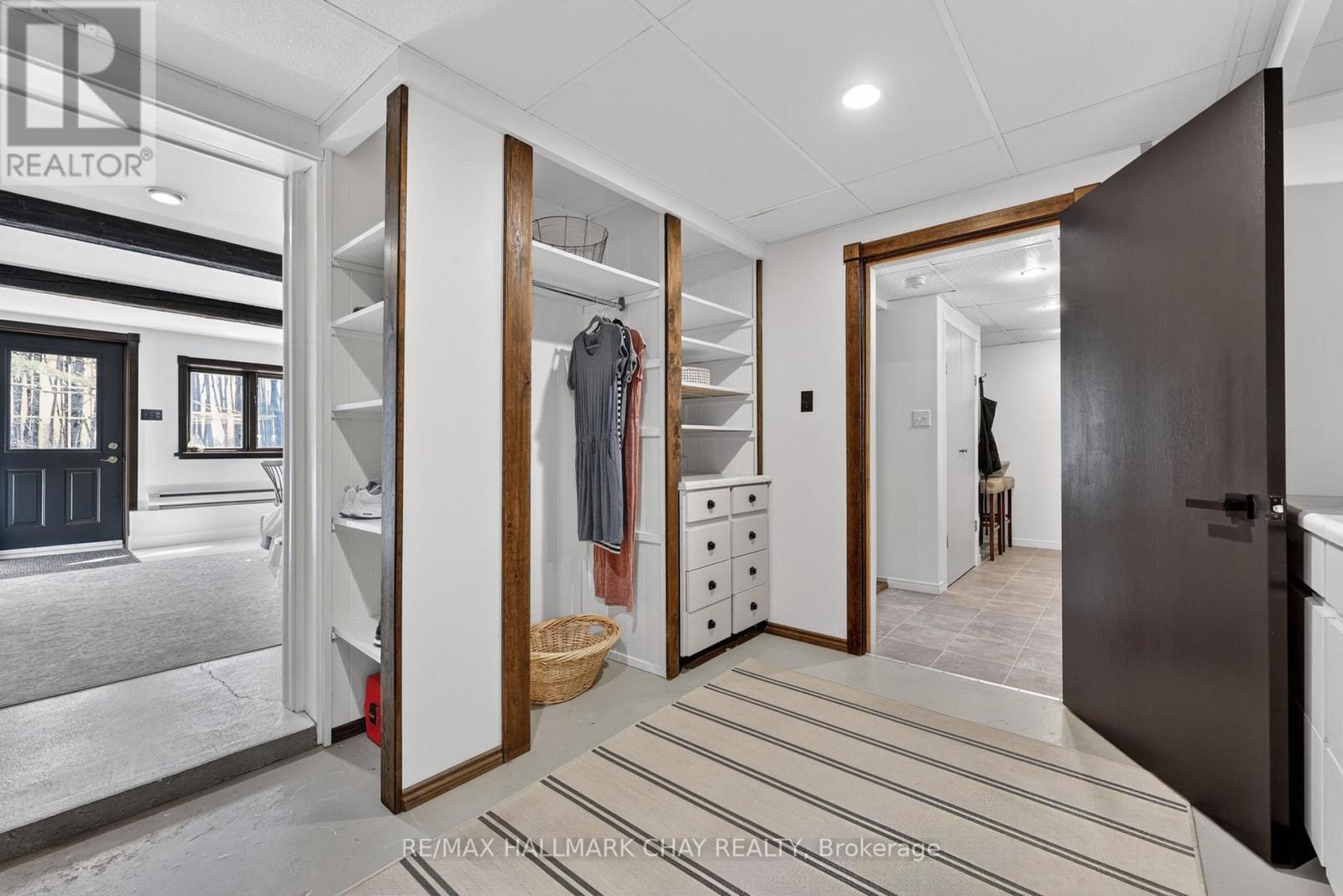 1359 Old Barrie Road E, Oro-Medonte, Ontario  L0L 1T0 - Photo 37 - S13021978