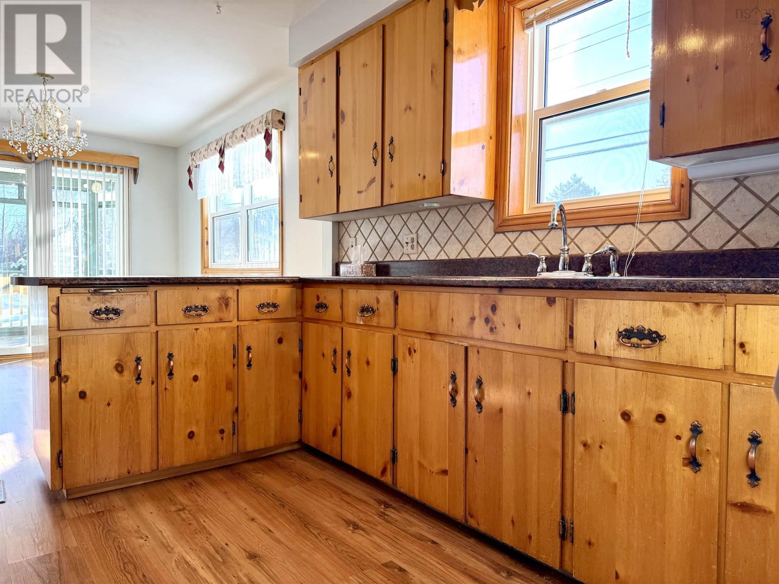 46 Cornwall Street, Amherst, Nova Scotia  B4H 2L4 - Photo 15 - 202529517