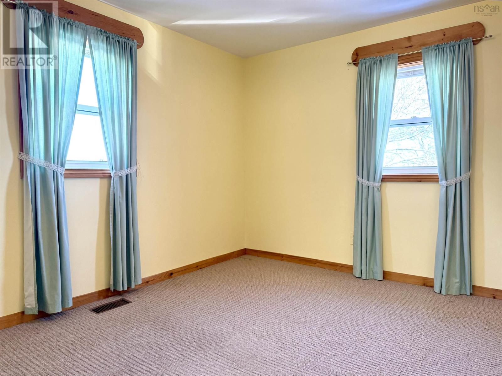 46 Cornwall Street, Amherst, Nova Scotia  B4H 2L4 - Photo 25 - 202529517