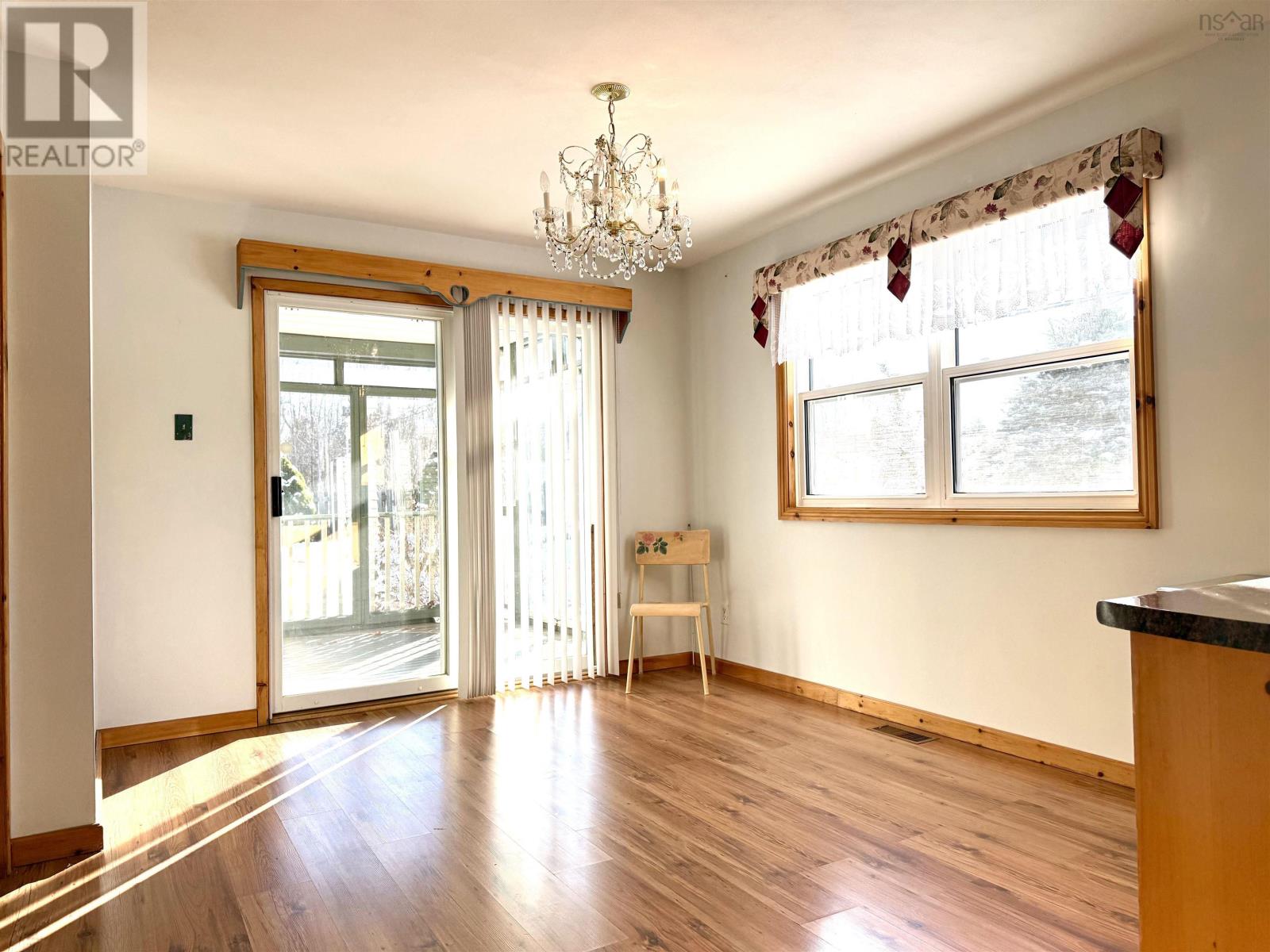 46 Cornwall Street, Amherst, Nova Scotia  B4H 2L4 - Photo 10 - 202529517