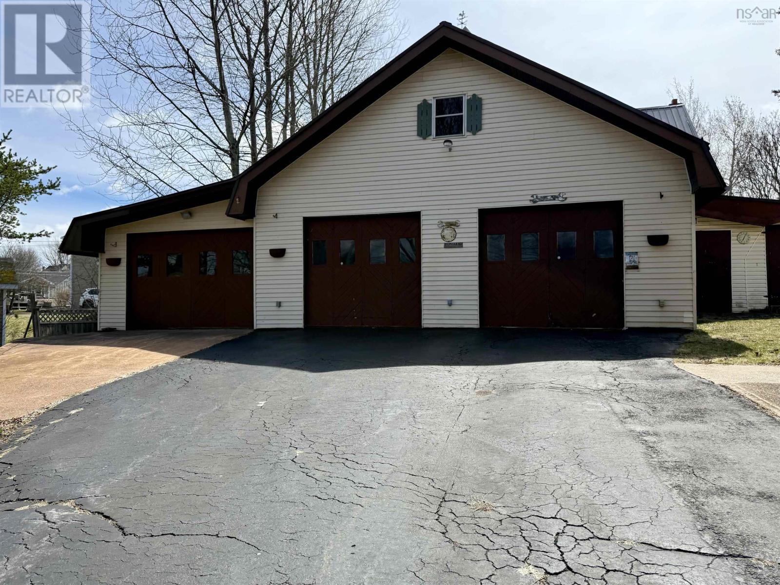 46 Cornwall Street, Amherst, Nova Scotia  B4H 2L4 - Photo 46 - 202529517