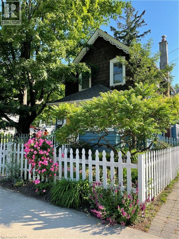 455 Nelson Avenue, Burlington, Ontario  L7S 1N3 - Photo 3 - 40808081