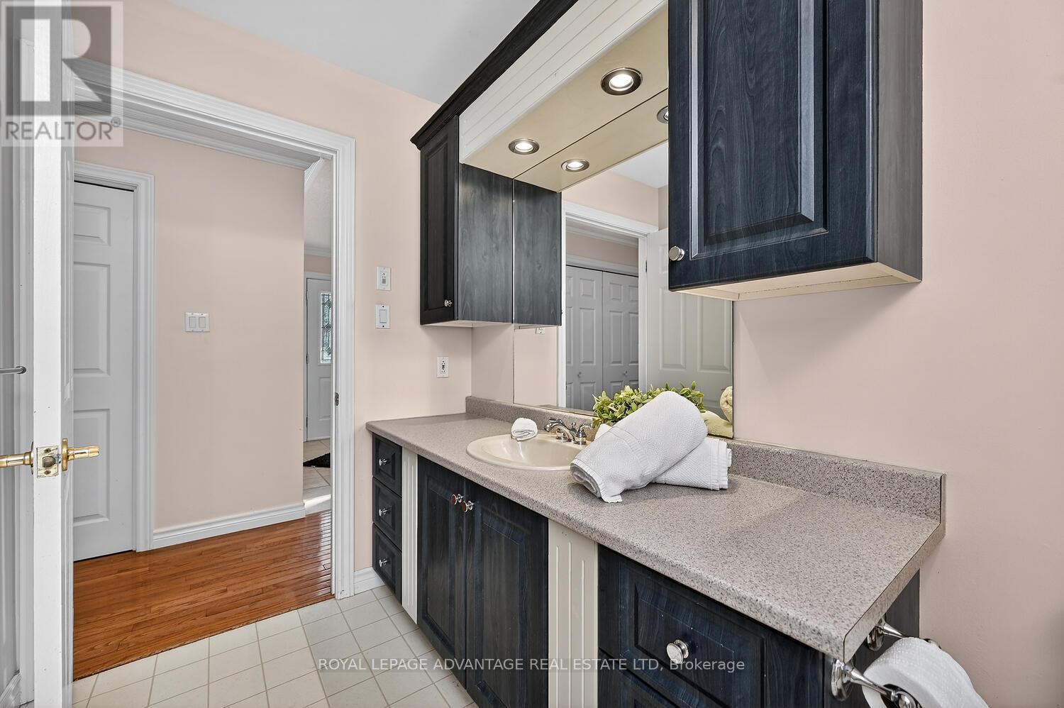 130 Robert Run, Drummond/north Elmsley, Ontario  K7H 3C7 - Photo 24 - X12930318