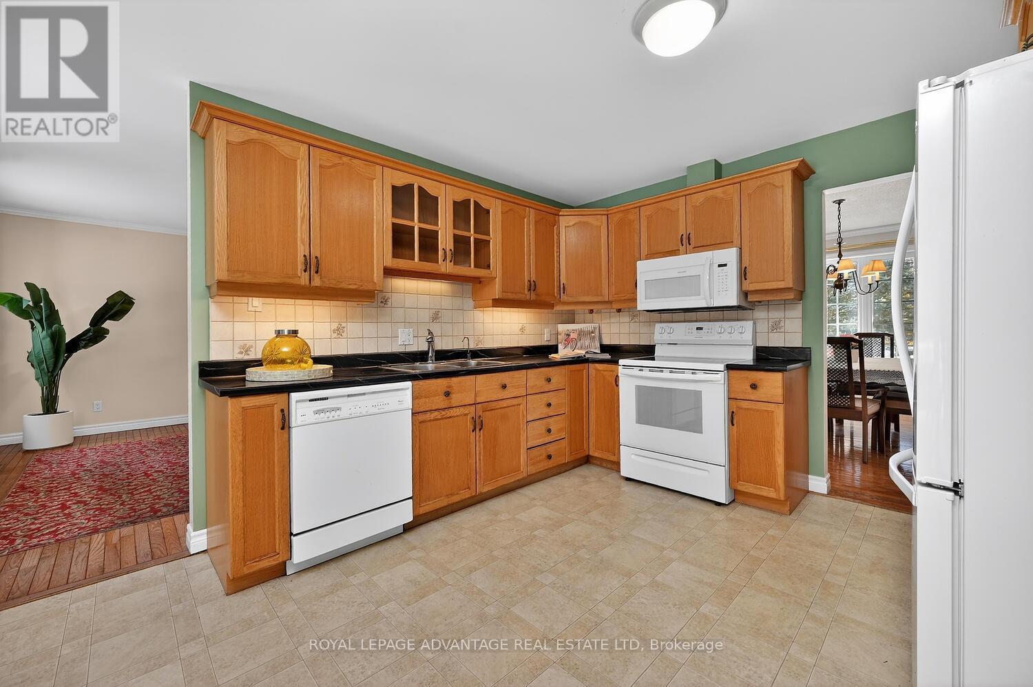 130 Robert Run, Drummond/north Elmsley, Ontario  K7H 3C7 - Photo 13 - X12930318