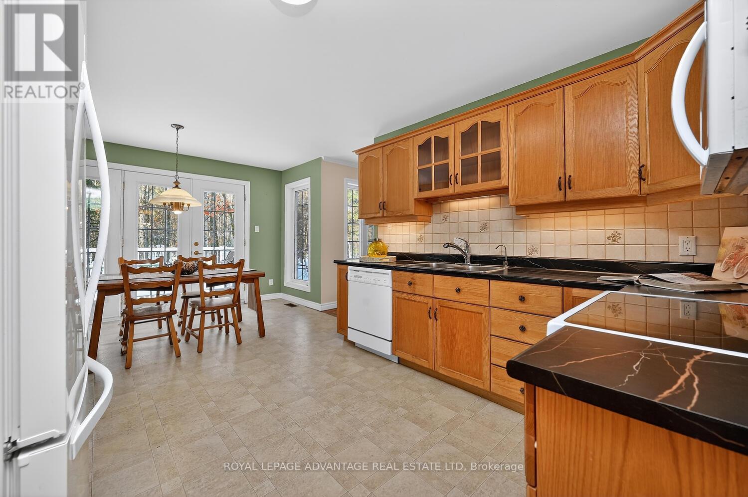 130 Robert Run, Drummond/north Elmsley, Ontario  K7H 3C7 - Photo 14 - X12930318